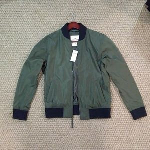 New Hollister bomber S